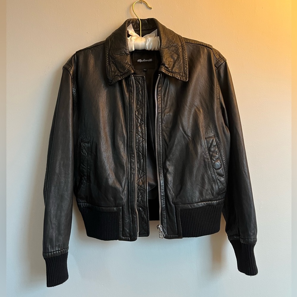 Madewell Women’s Washed Leather Cropped Bomber Jacket